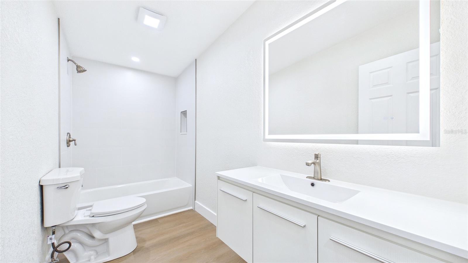 4103 W PEARL AVE — photo 16
