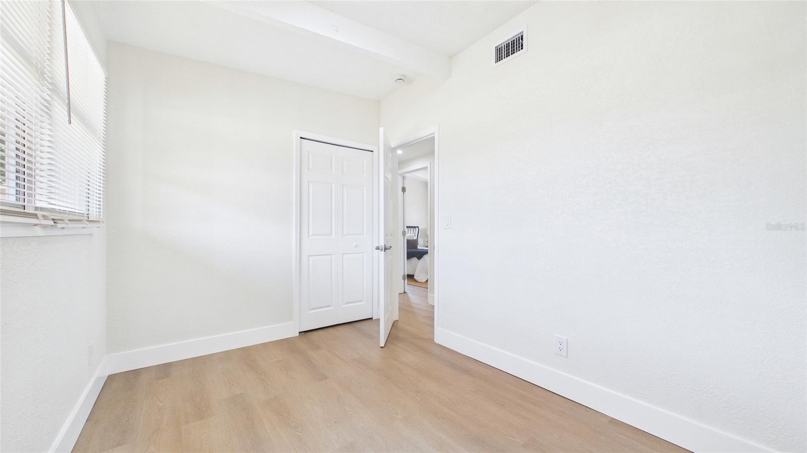 4103 W PEARL AVE — photo 18