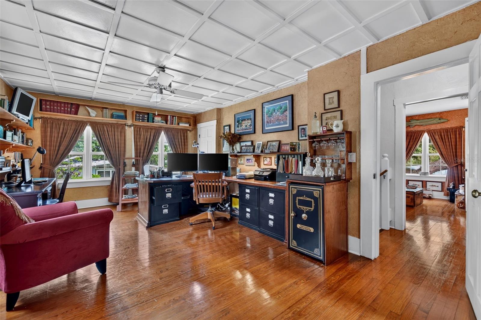4451 CHARLES LN — photo 38