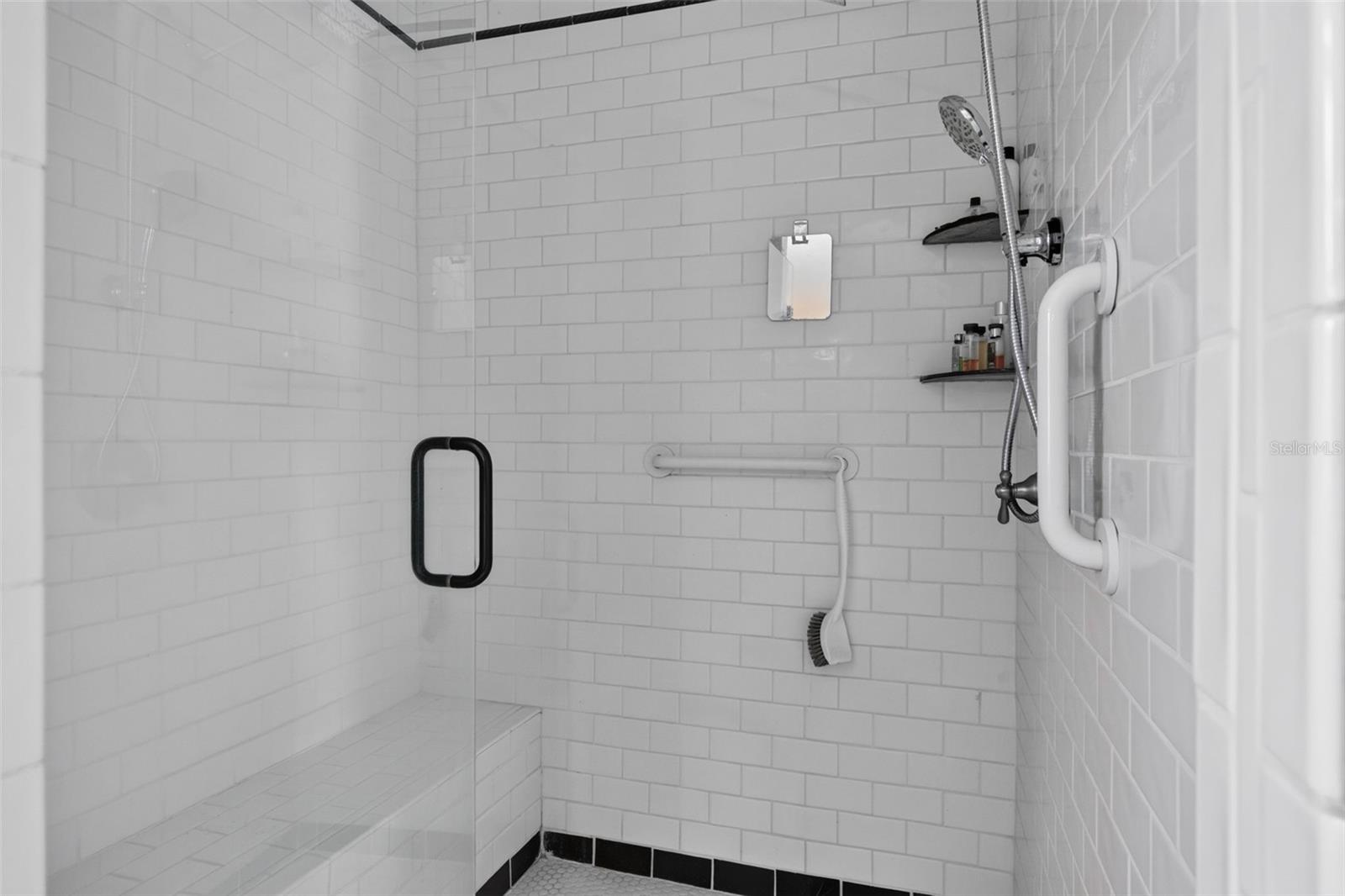 4451 CHARLES LN — photo 27