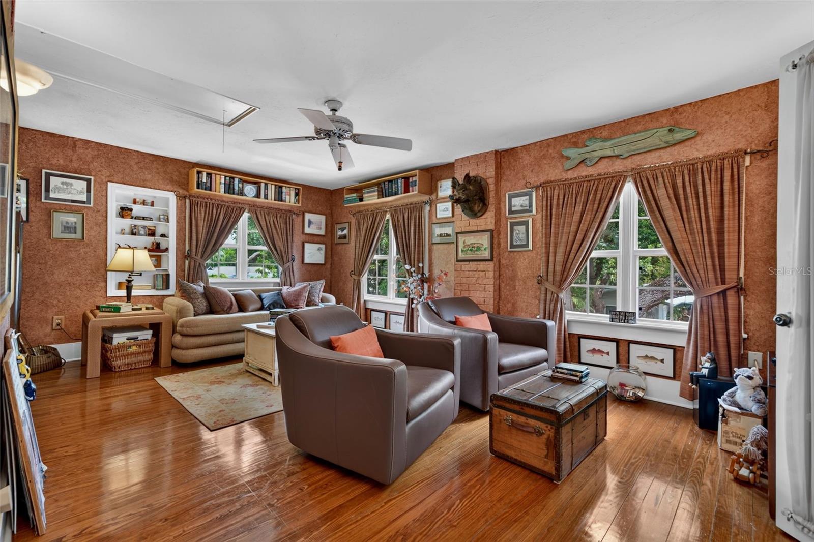 4451 CHARLES LN — photo 44