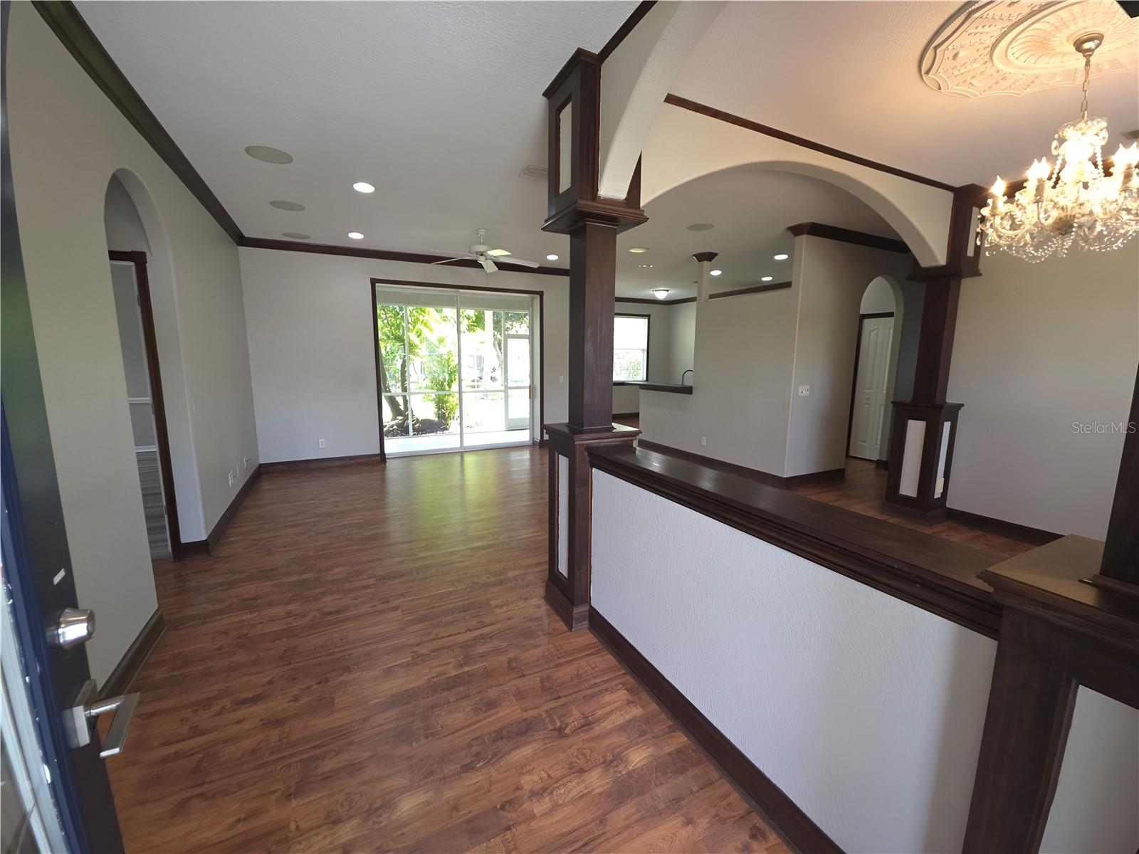 3564 LASLO AVE — photo 3