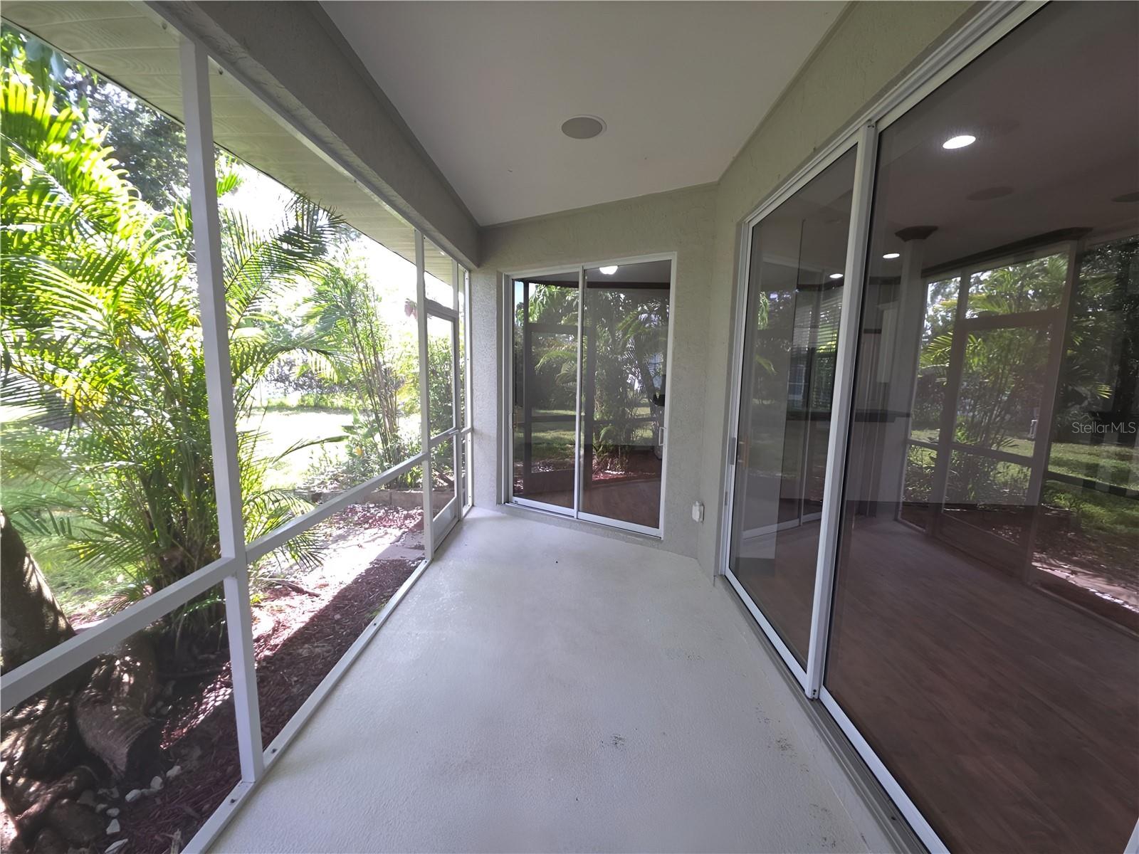 3564 LASLO AVE — photo 31