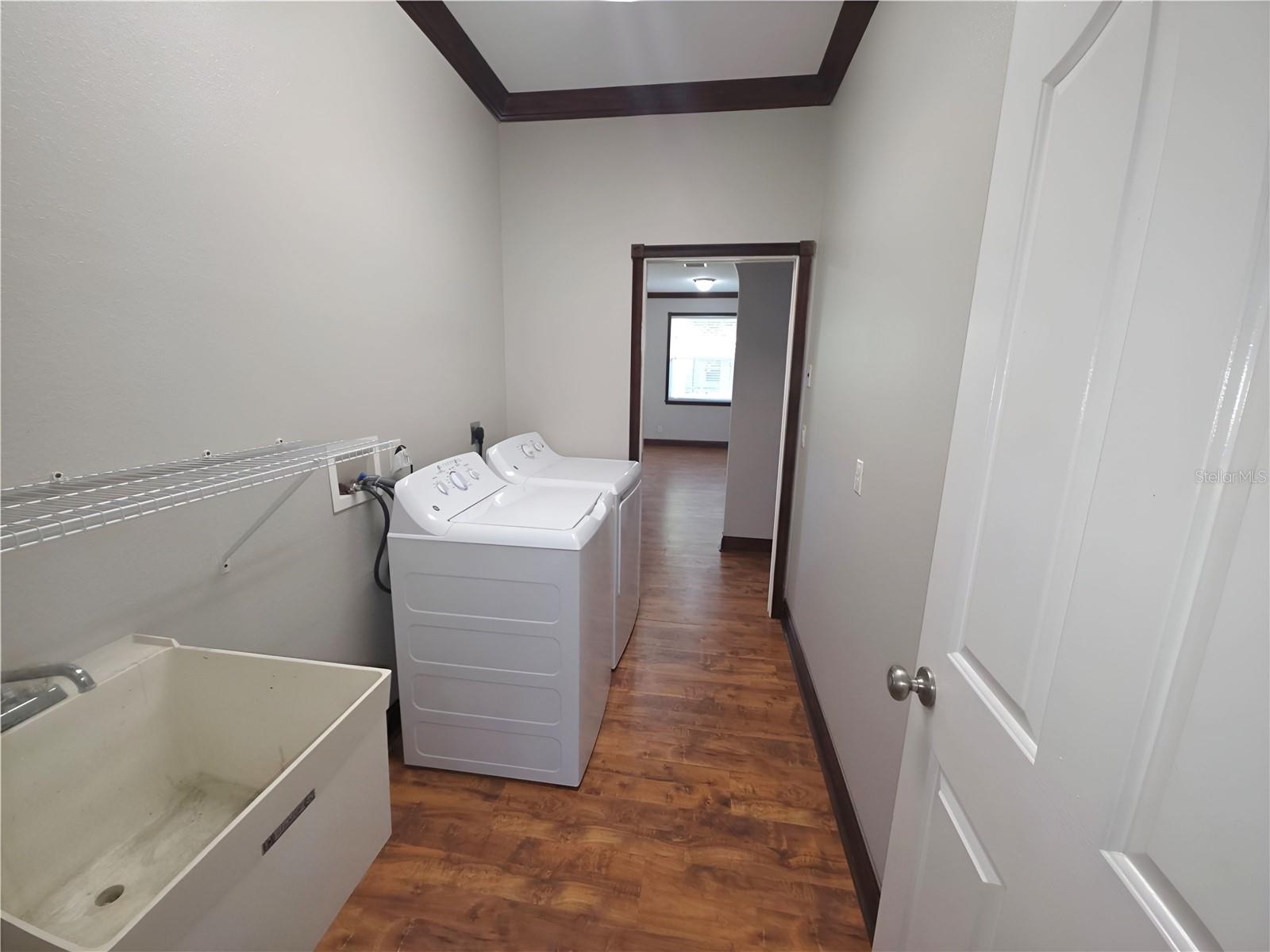 3564 LASLO AVE — photo 22