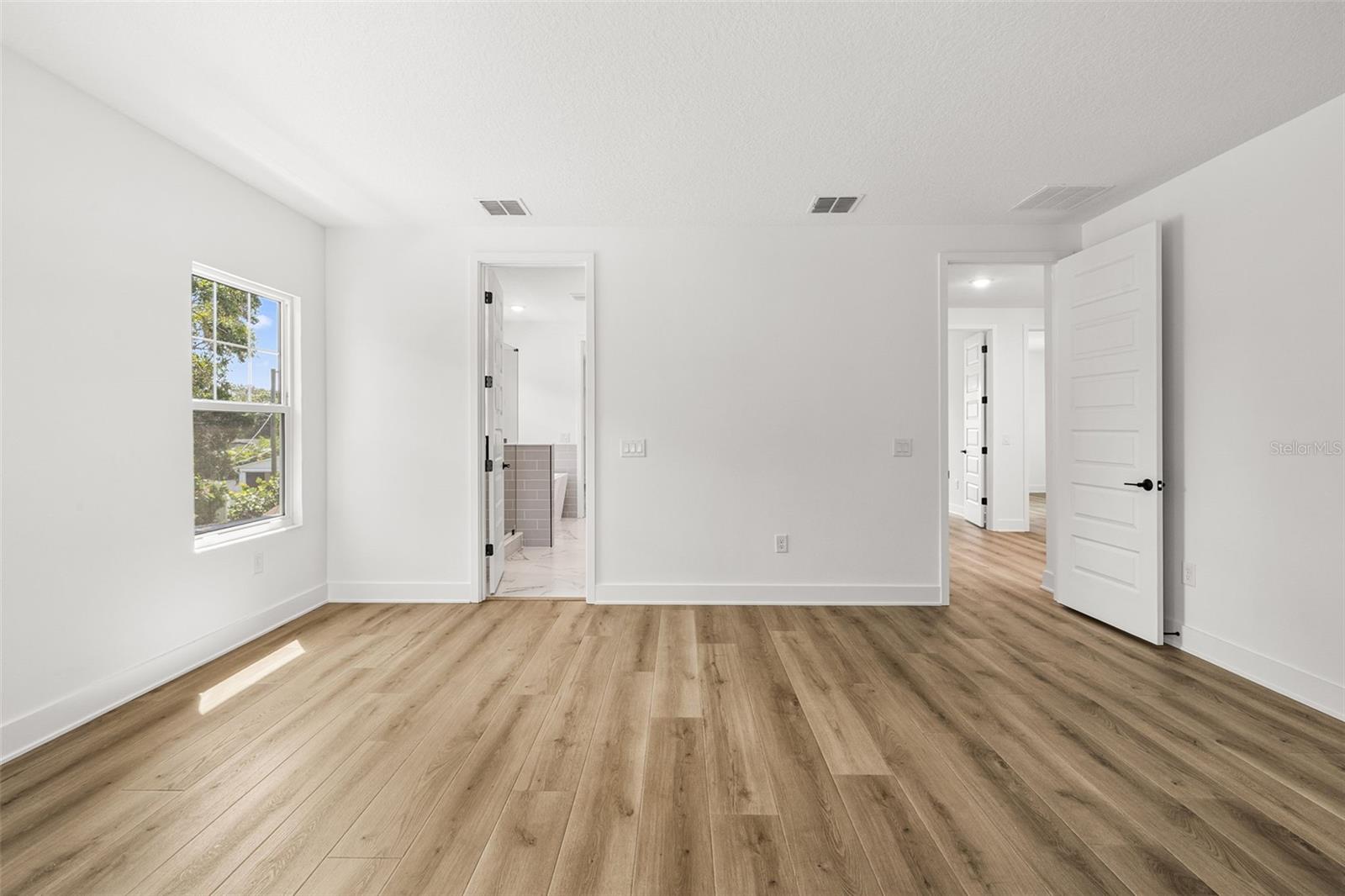 324 37TH AVE — photo 21