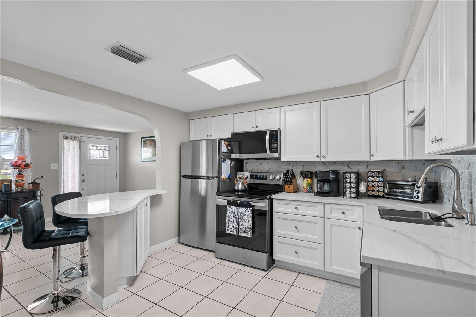 13323 NEPTUNE DR — photo 9
