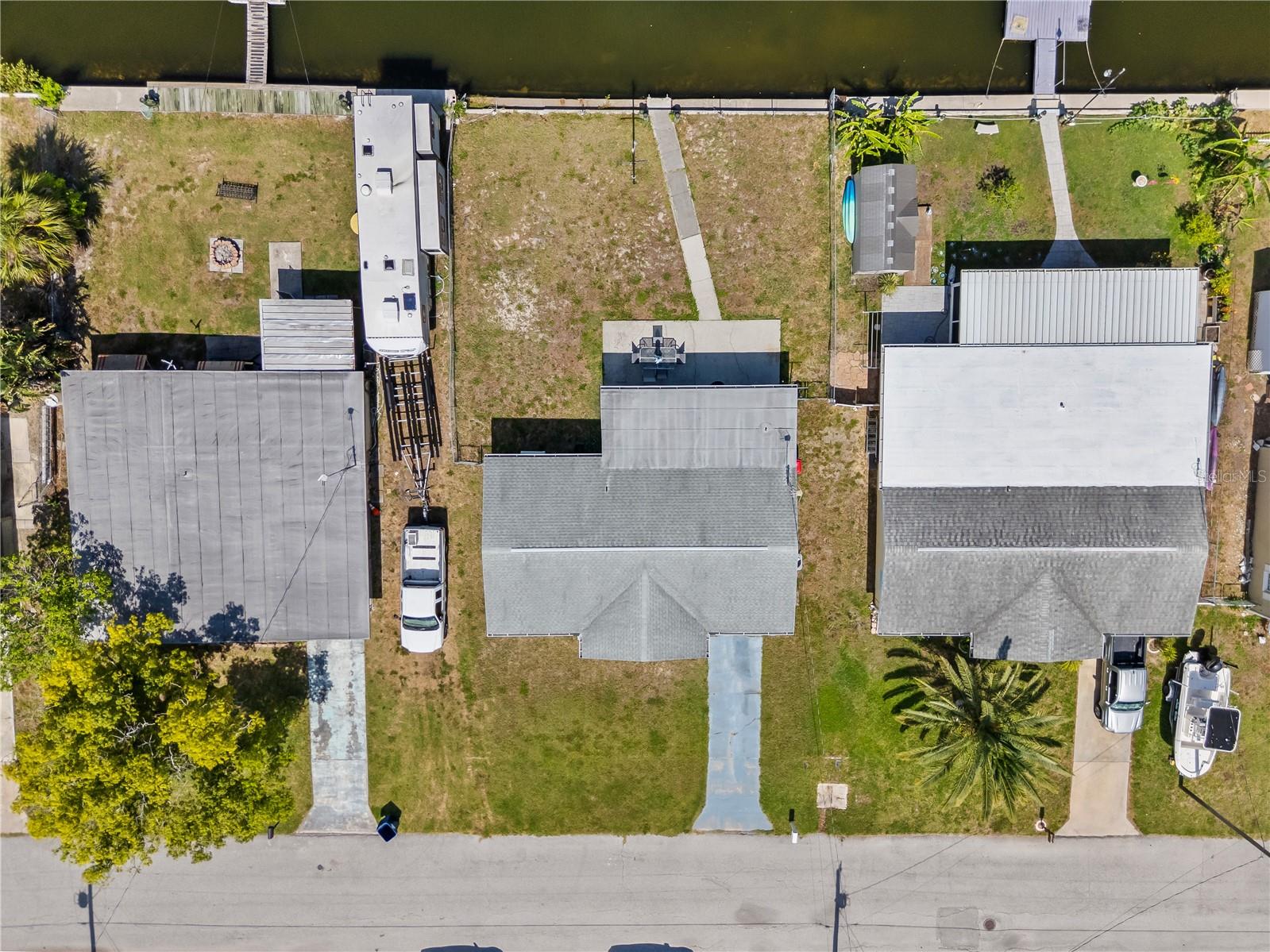 13323 NEPTUNE DR — photo 37