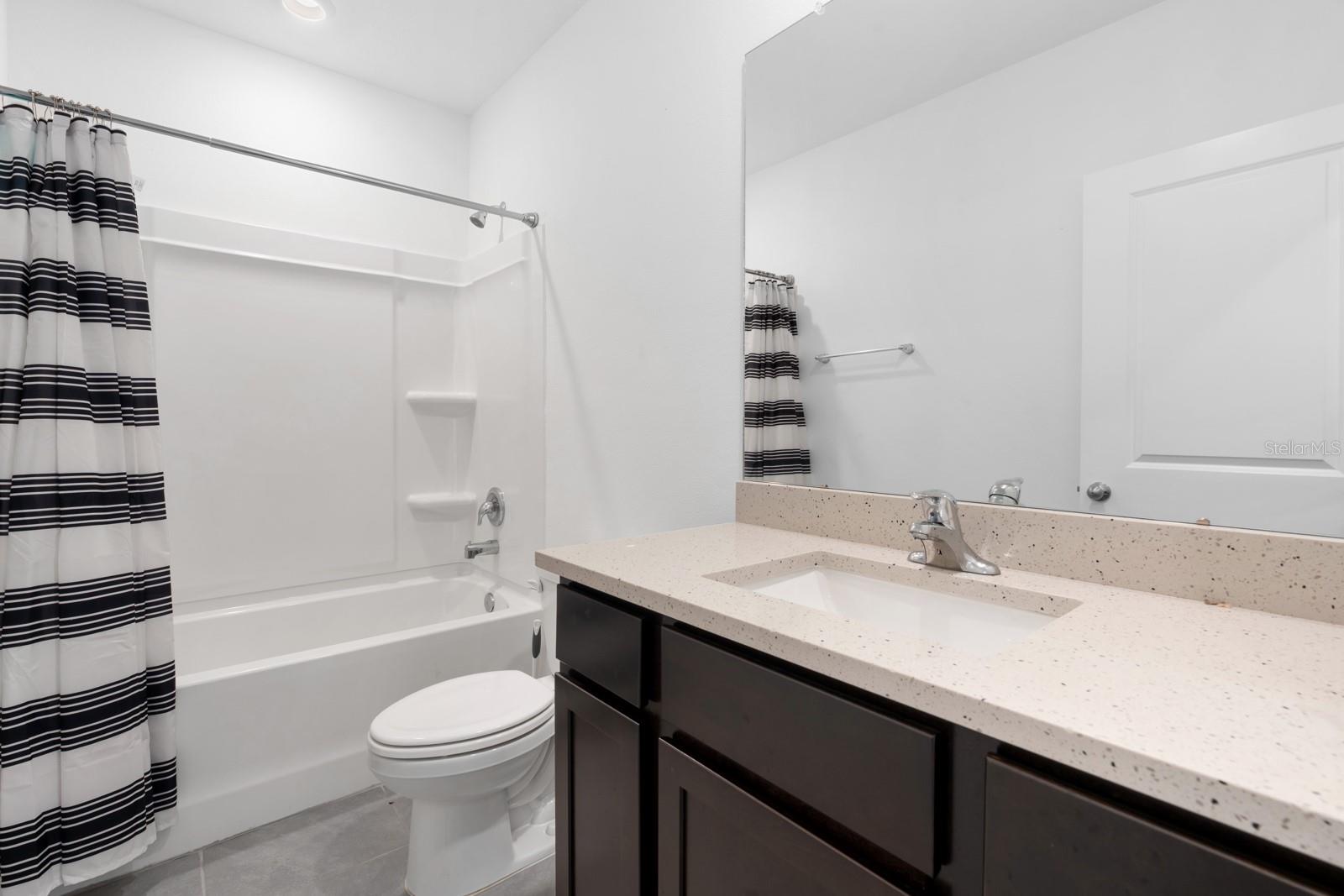 5052 CAPTAIN DAVIS DR — photo 33