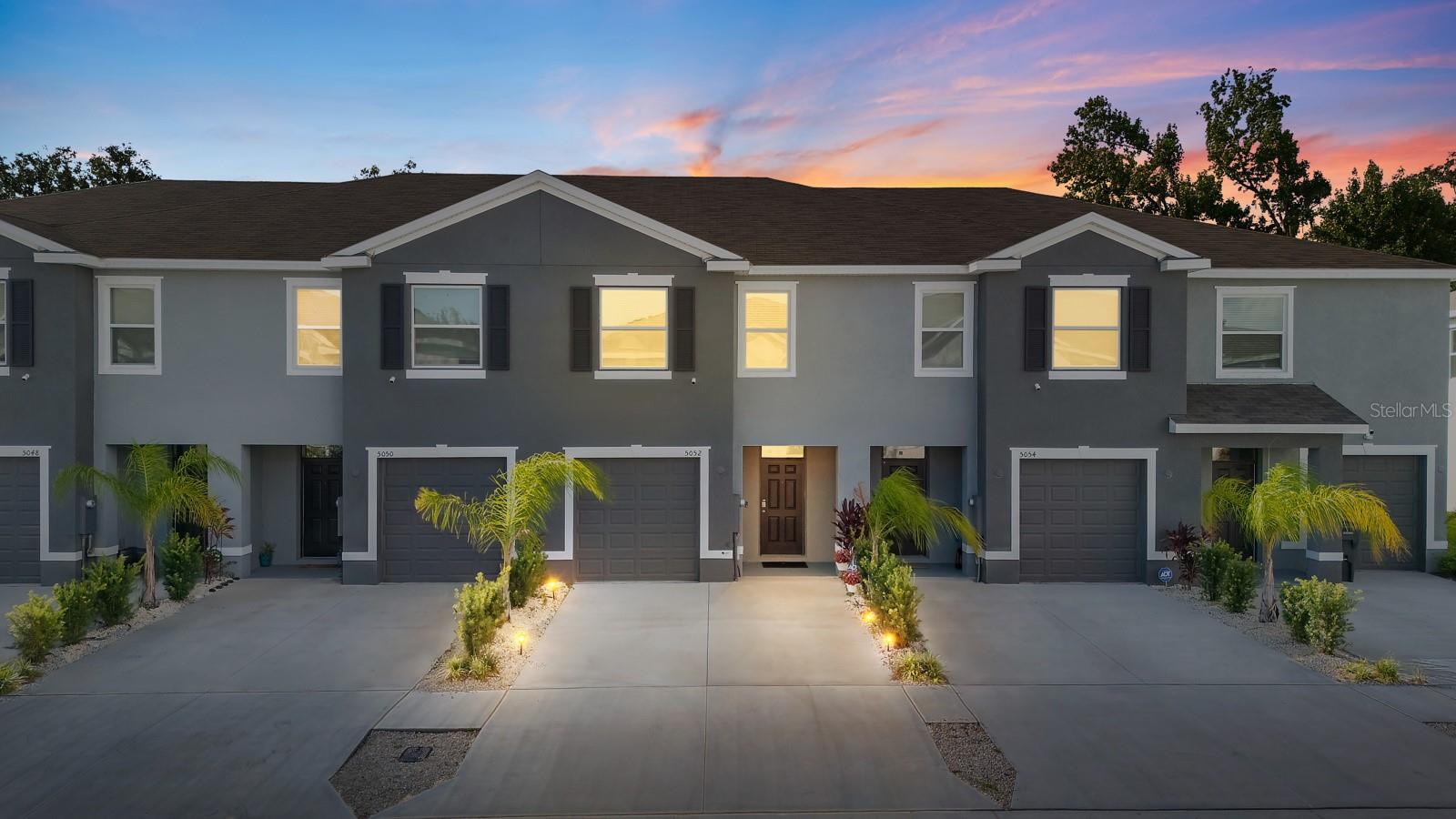5052 CAPTAIN DAVIS DR — photo 2