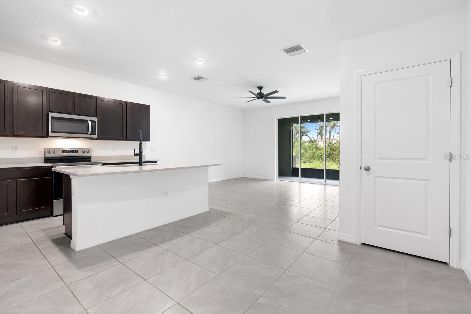 5052 CAPTAIN DAVIS DR — photo 20