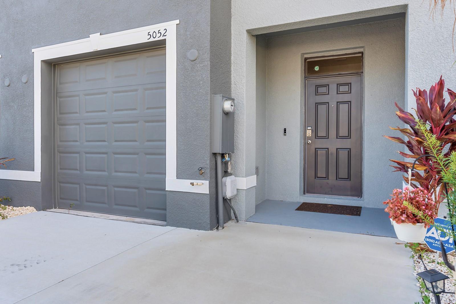 5052 CAPTAIN DAVIS DR — photo 15