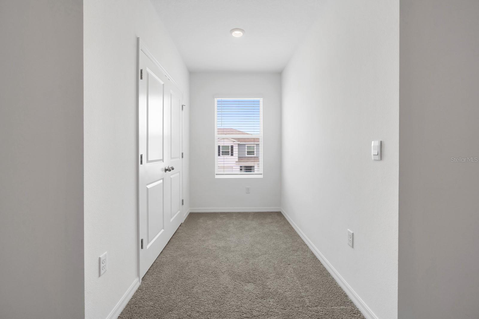 5052 CAPTAIN DAVIS DR — photo 36
