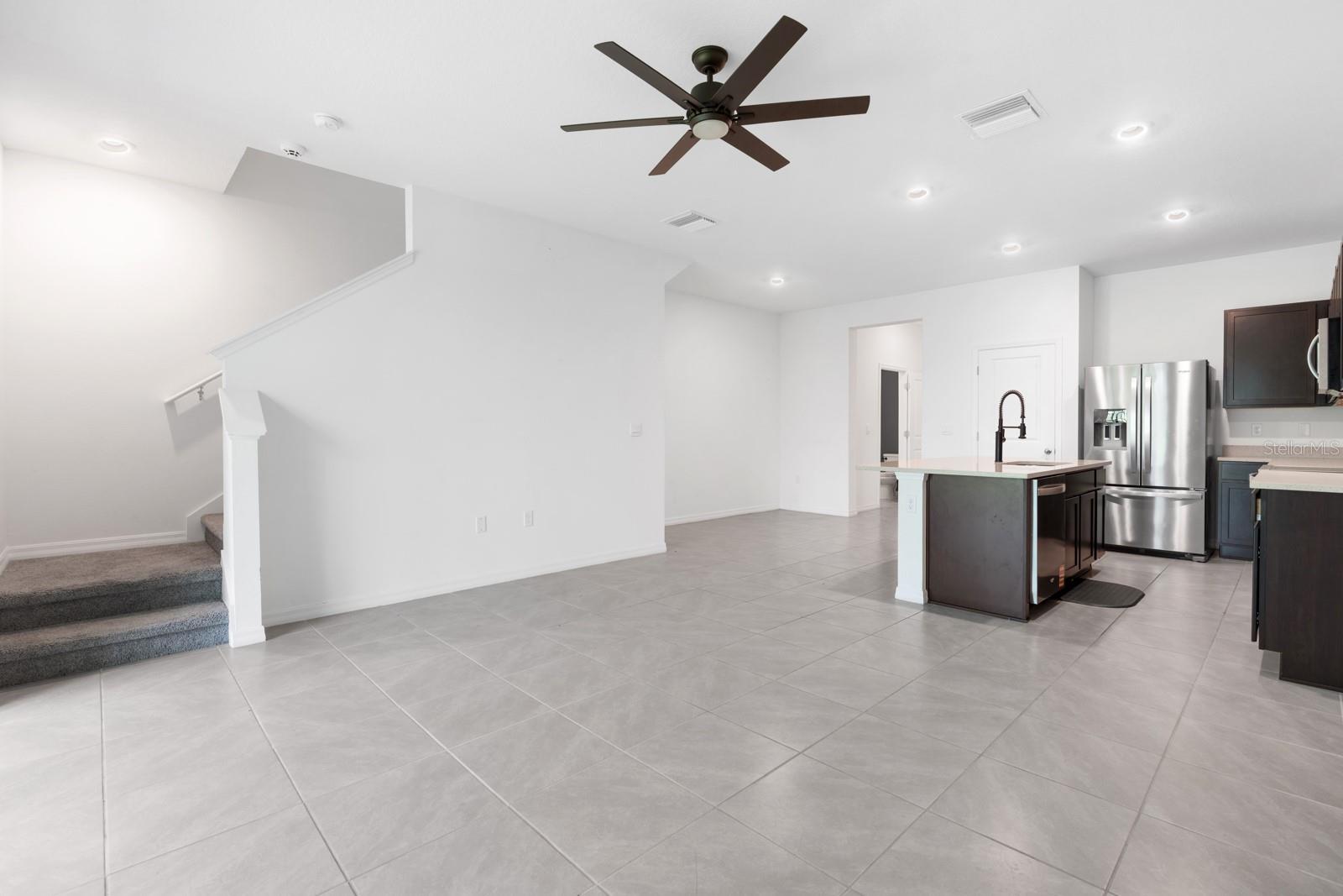 5052 CAPTAIN DAVIS DR — photo 28