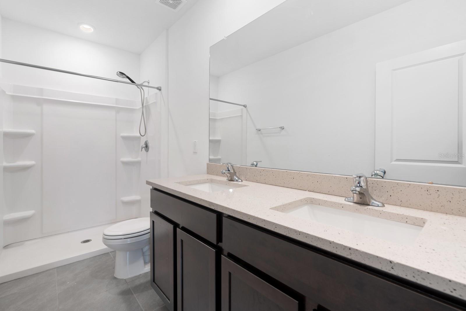 5052 CAPTAIN DAVIS DR — photo 32