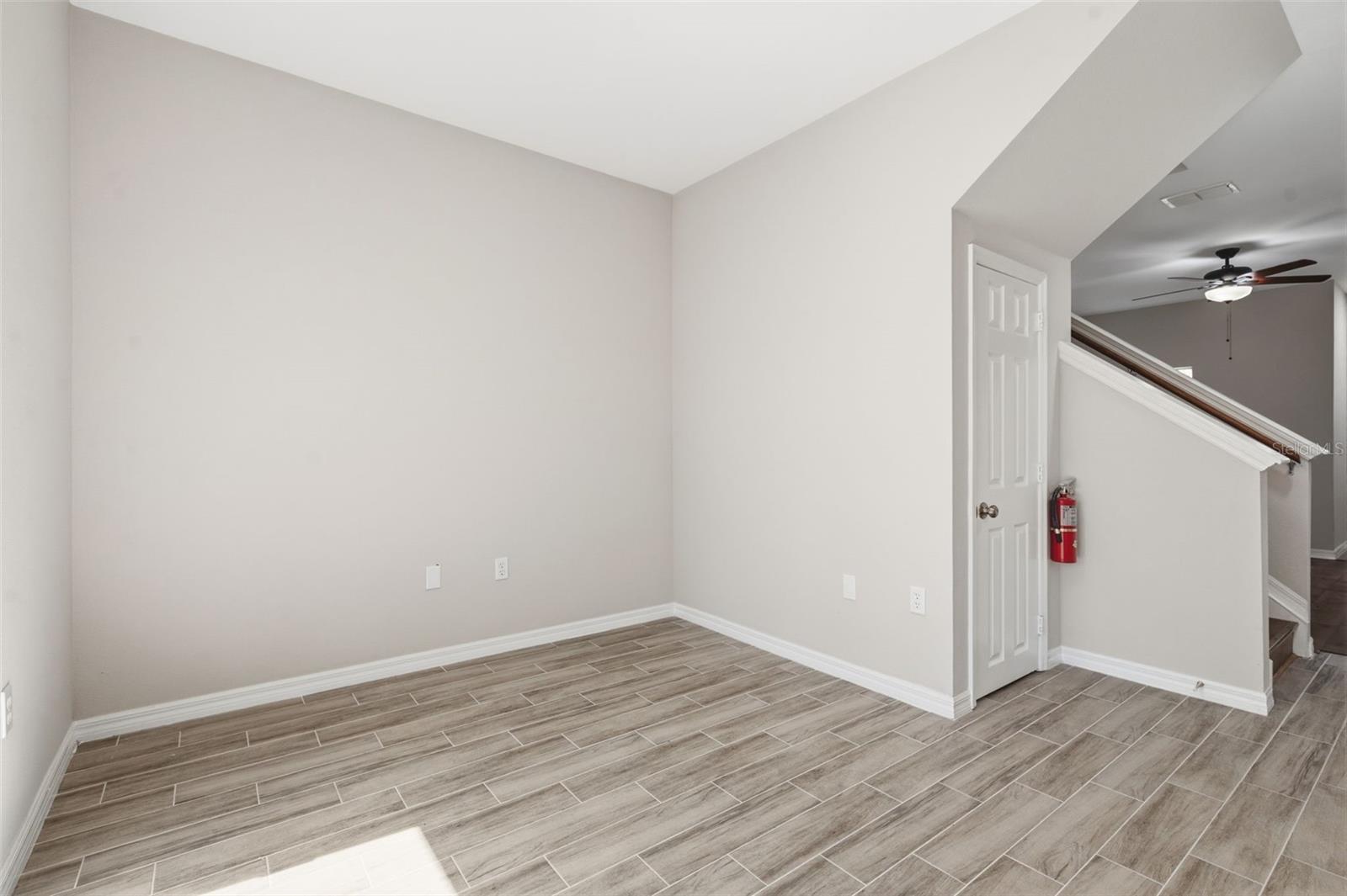7560 PLANTATION CIR — photo 12