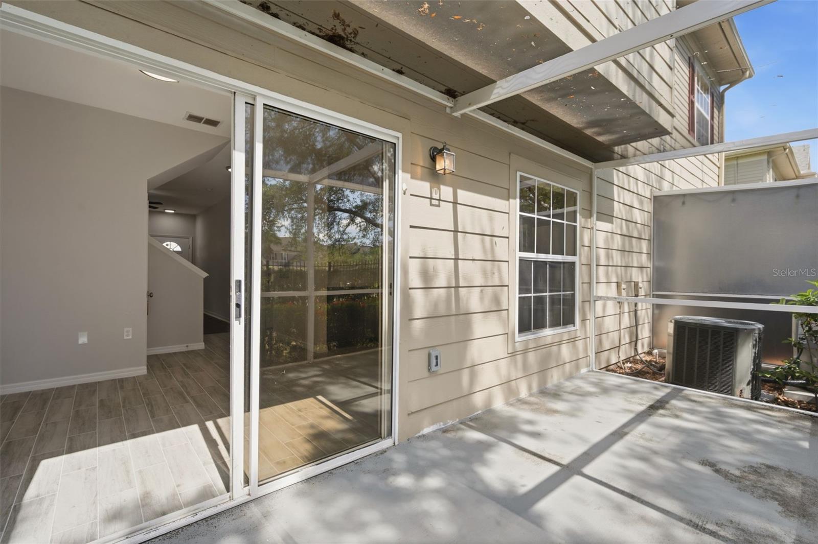 7560 PLANTATION CIR — photo 26