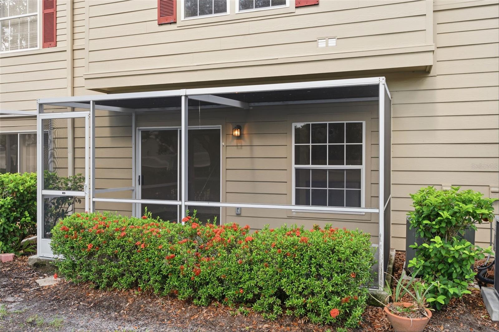7560 PLANTATION CIR — photo 28