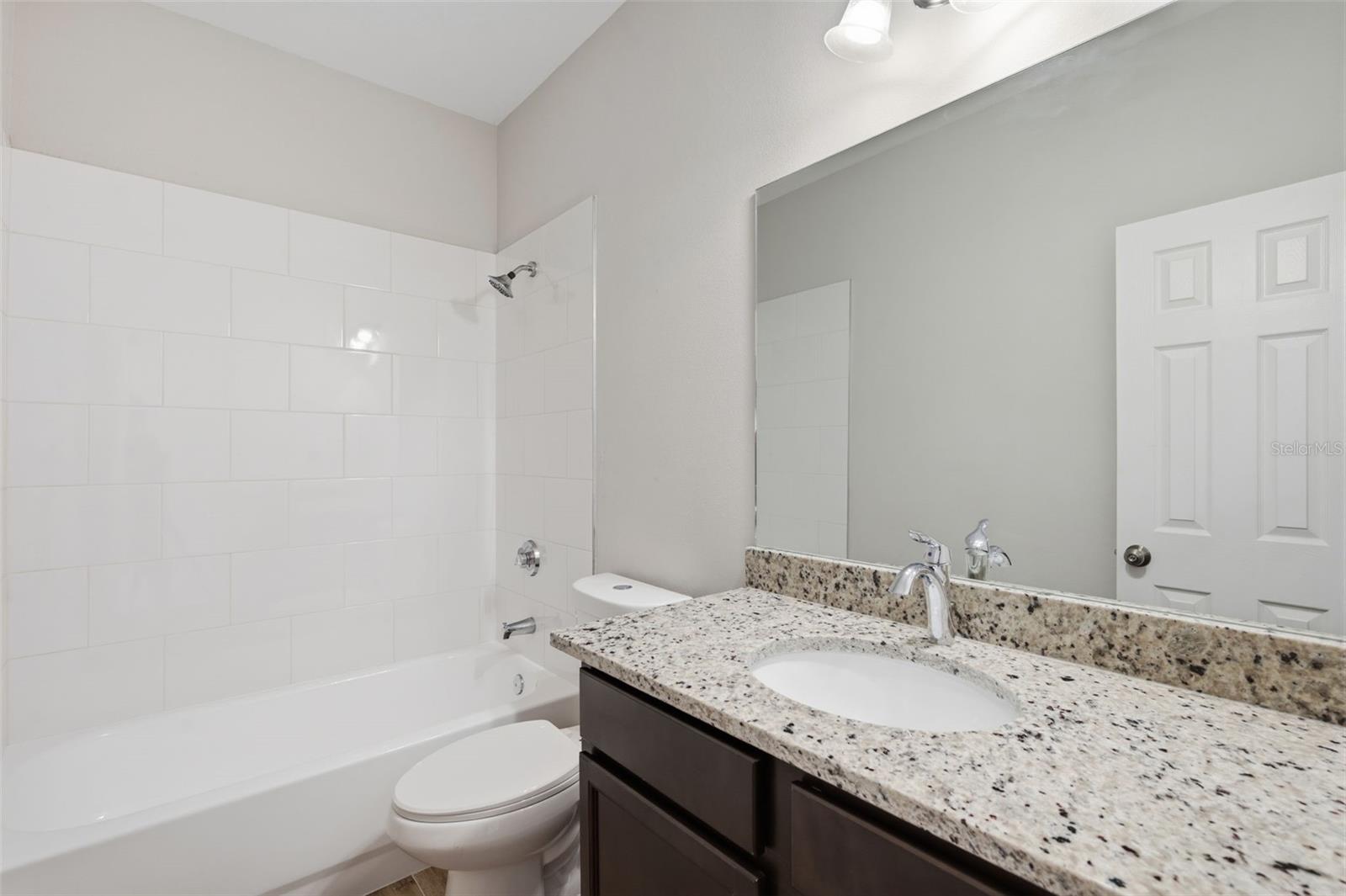 7560 PLANTATION CIR — photo 18