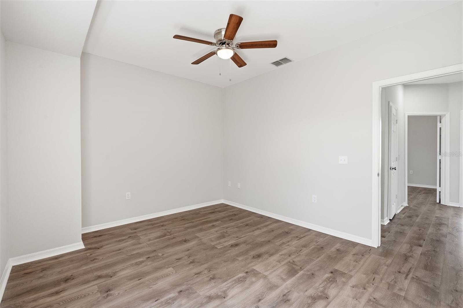 7560 PLANTATION CIR — photo 24