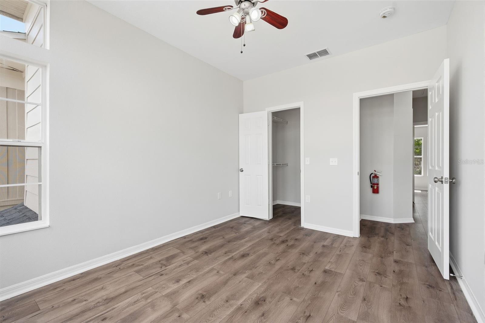7560 PLANTATION CIR — photo 17