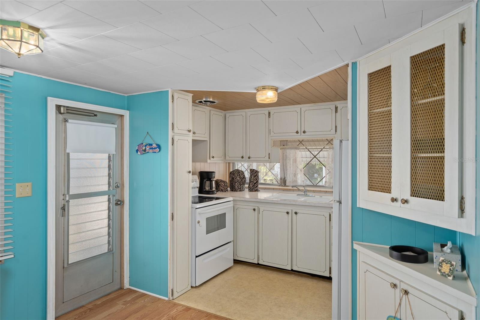 4851 W GANDY BLVD #B9L36 — photo 25