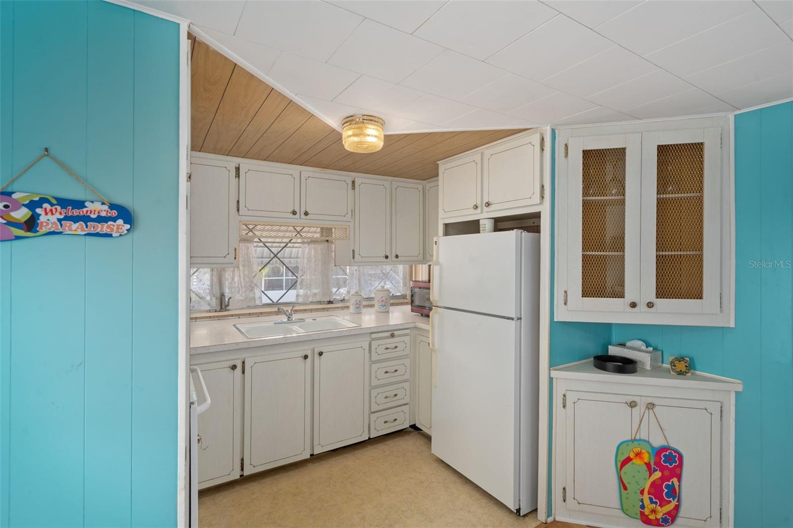 4851 W GANDY BLVD #B9L36 — photo 27