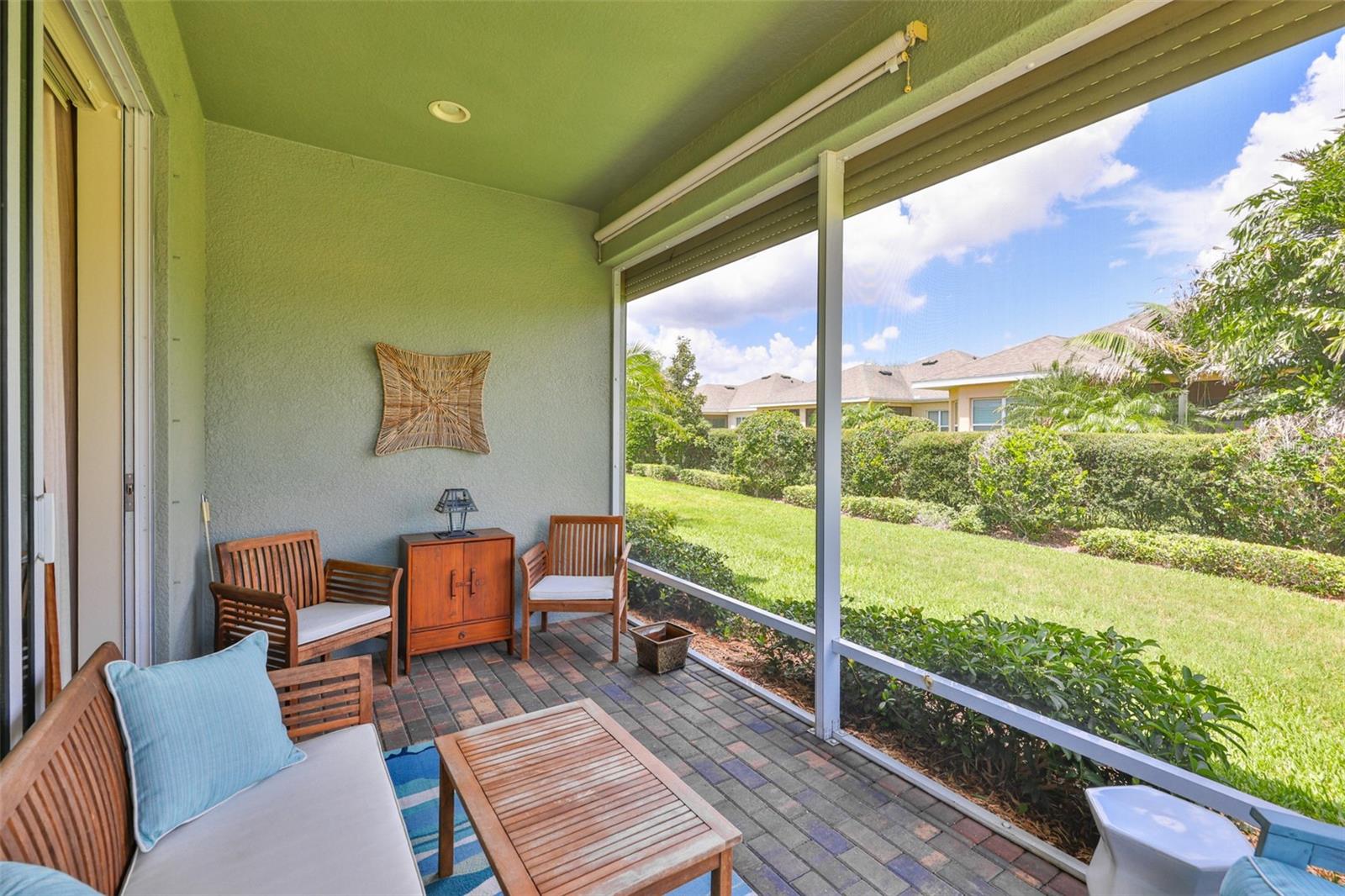 803 CHIPPER DR — photo 27