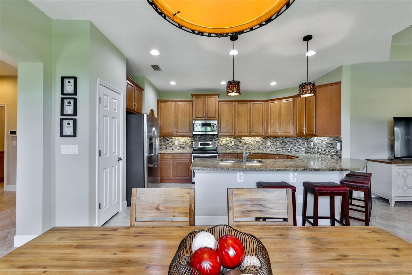803 CHIPPER DR — photo 6