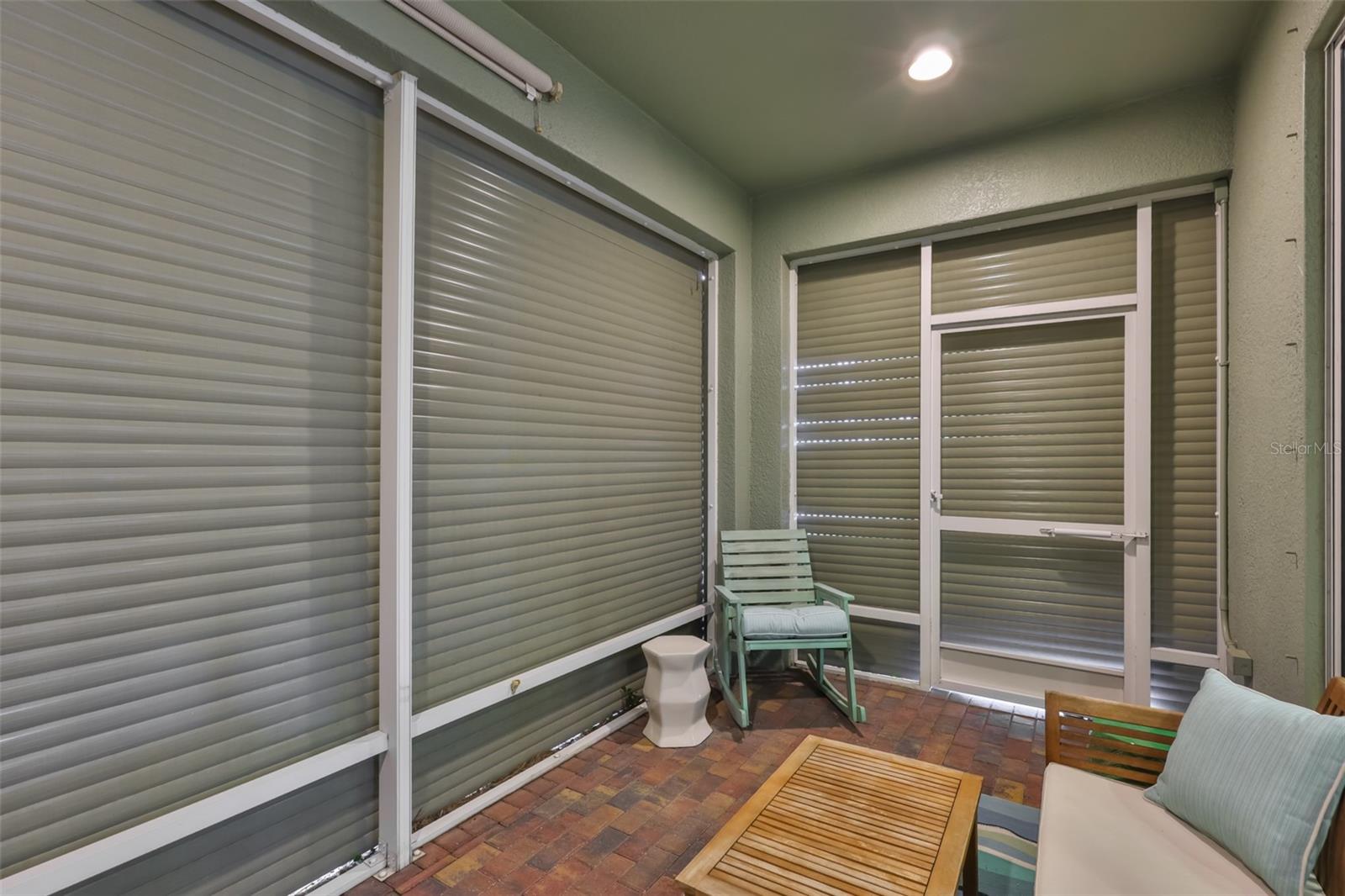 803 CHIPPER DR — photo 29