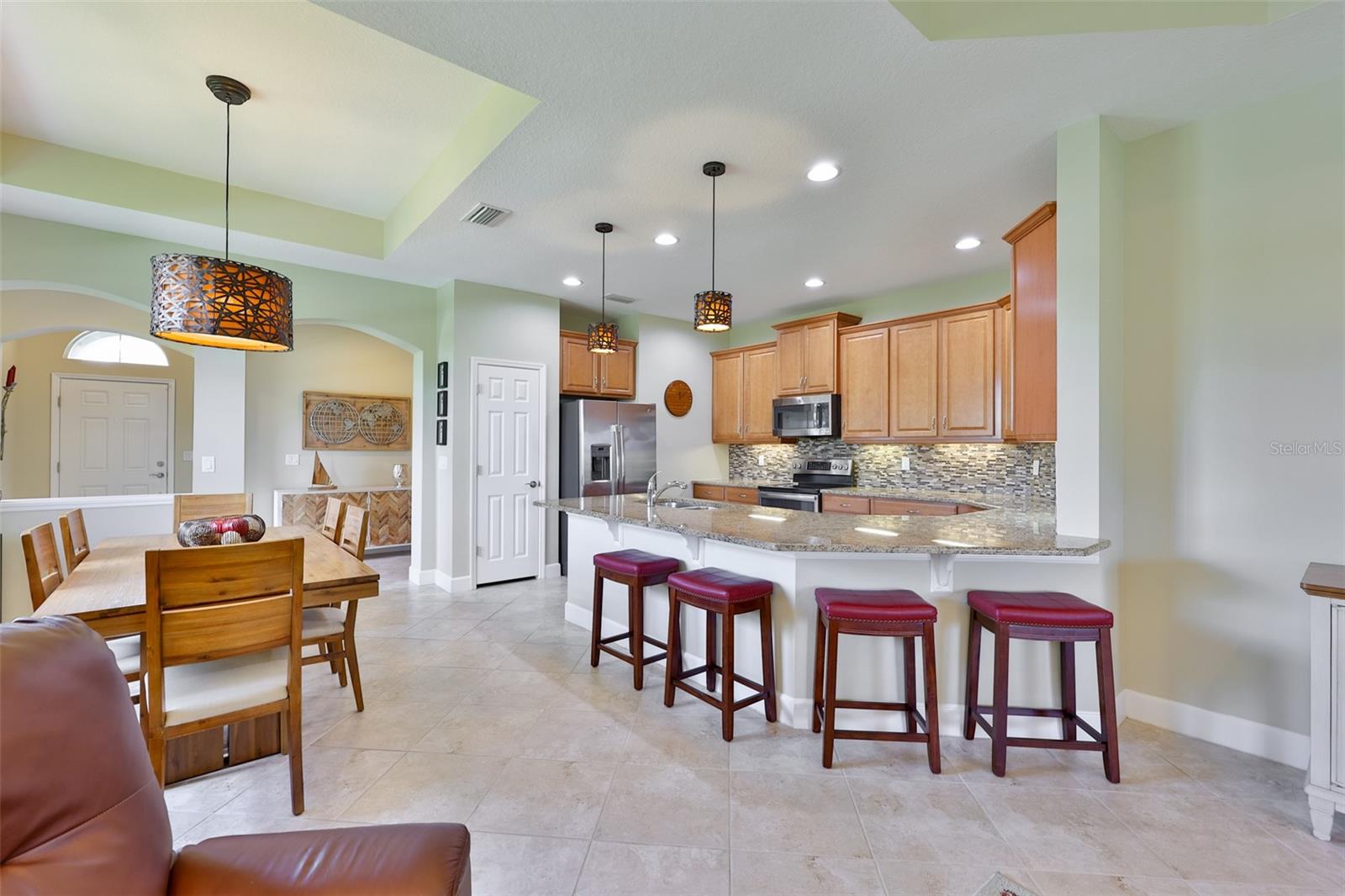 803 CHIPPER DR — photo 17