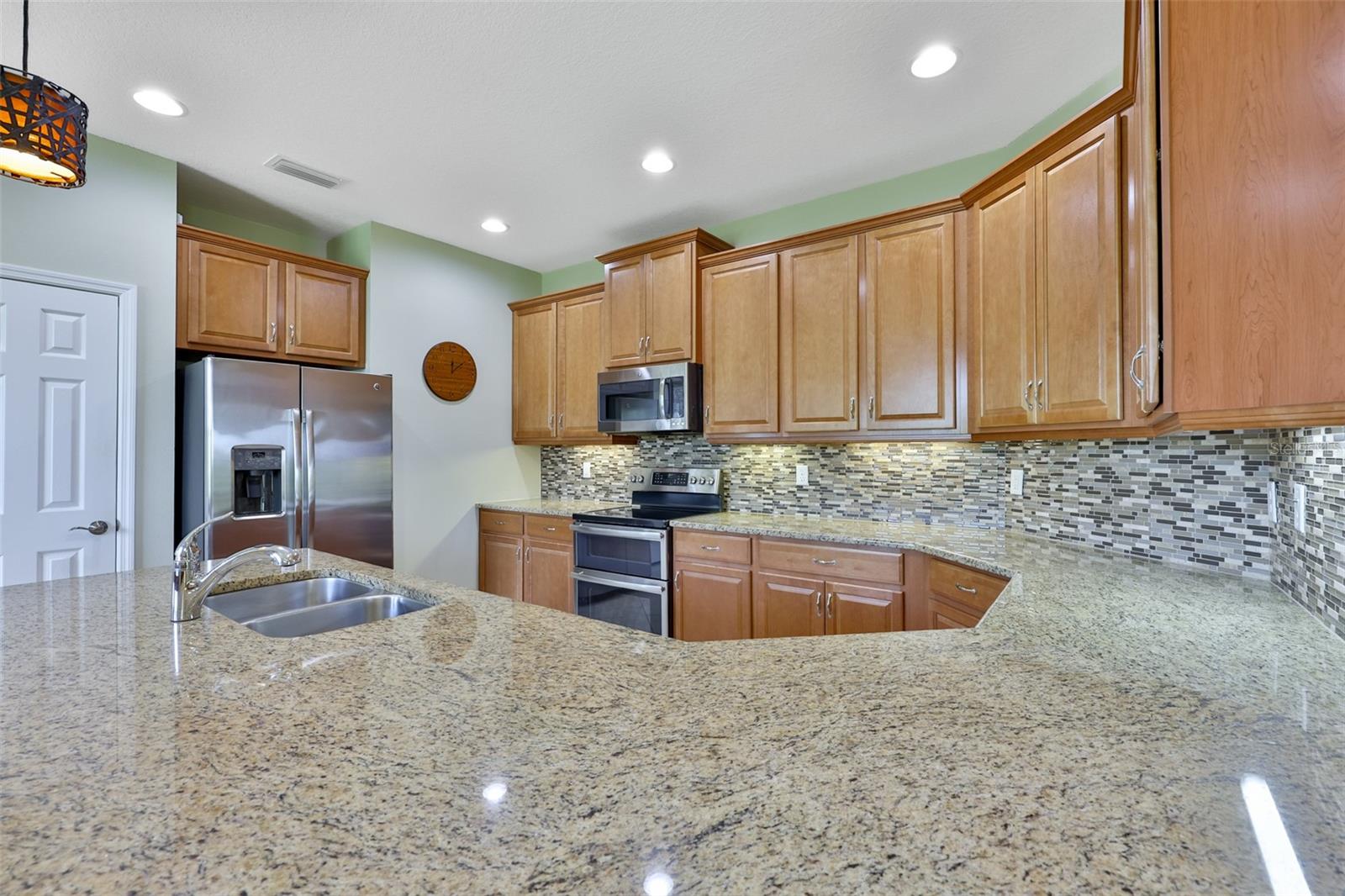 803 CHIPPER DR — photo 7