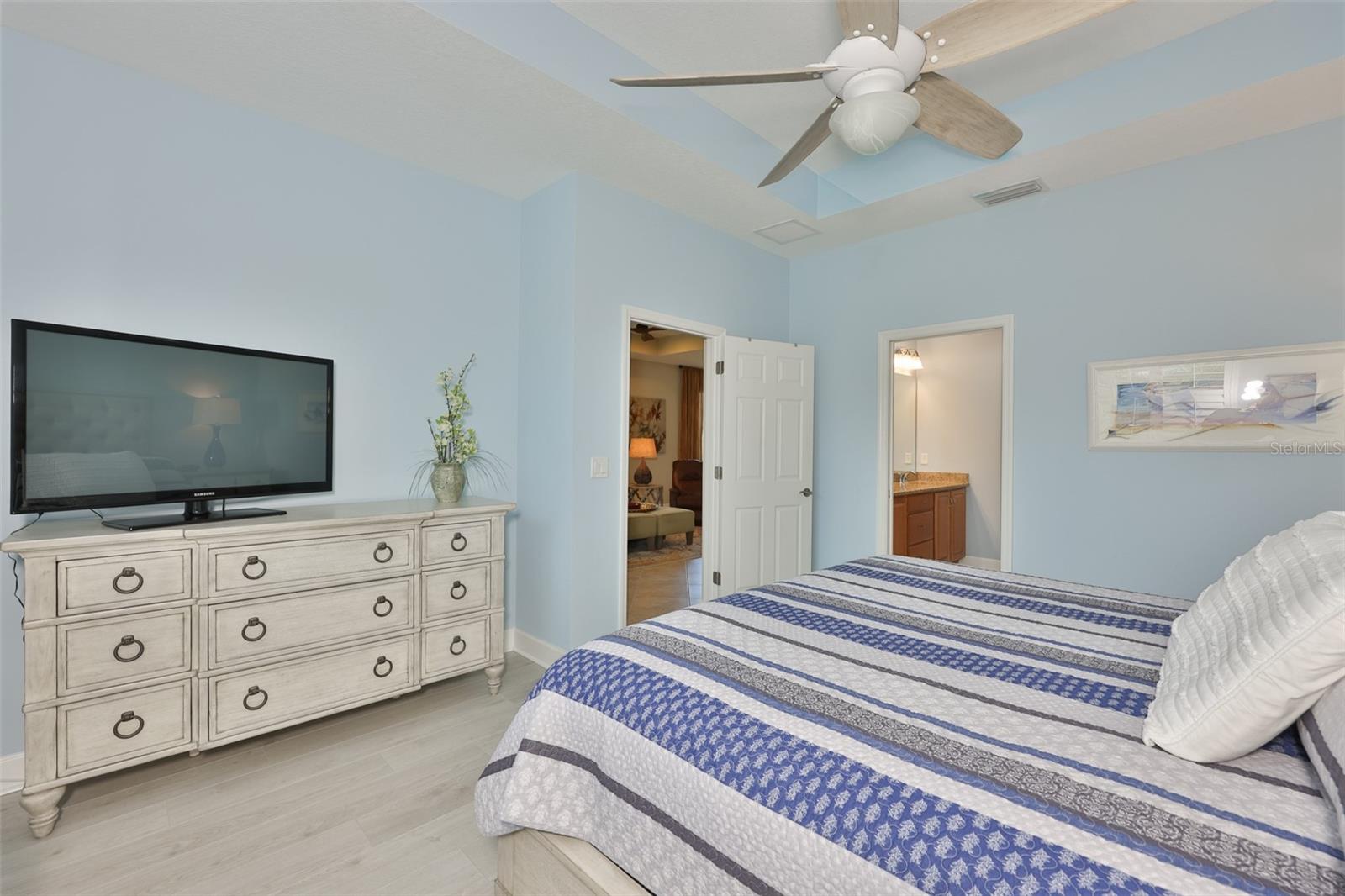 803 CHIPPER DR — photo 15