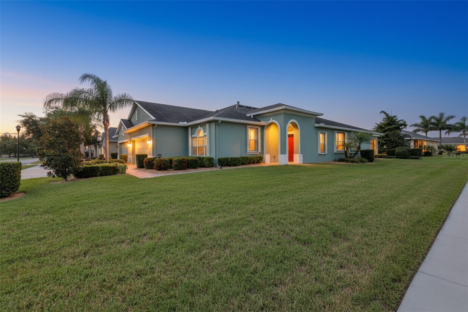 803 CHIPPER DR — photo 31