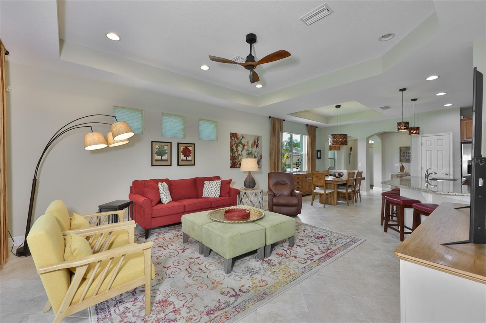 803 CHIPPER DR — photo 3