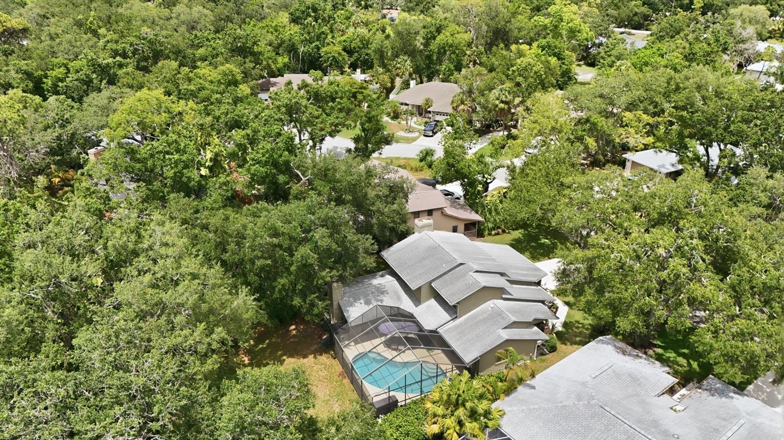1063 GREYSTONE LN — photo 41