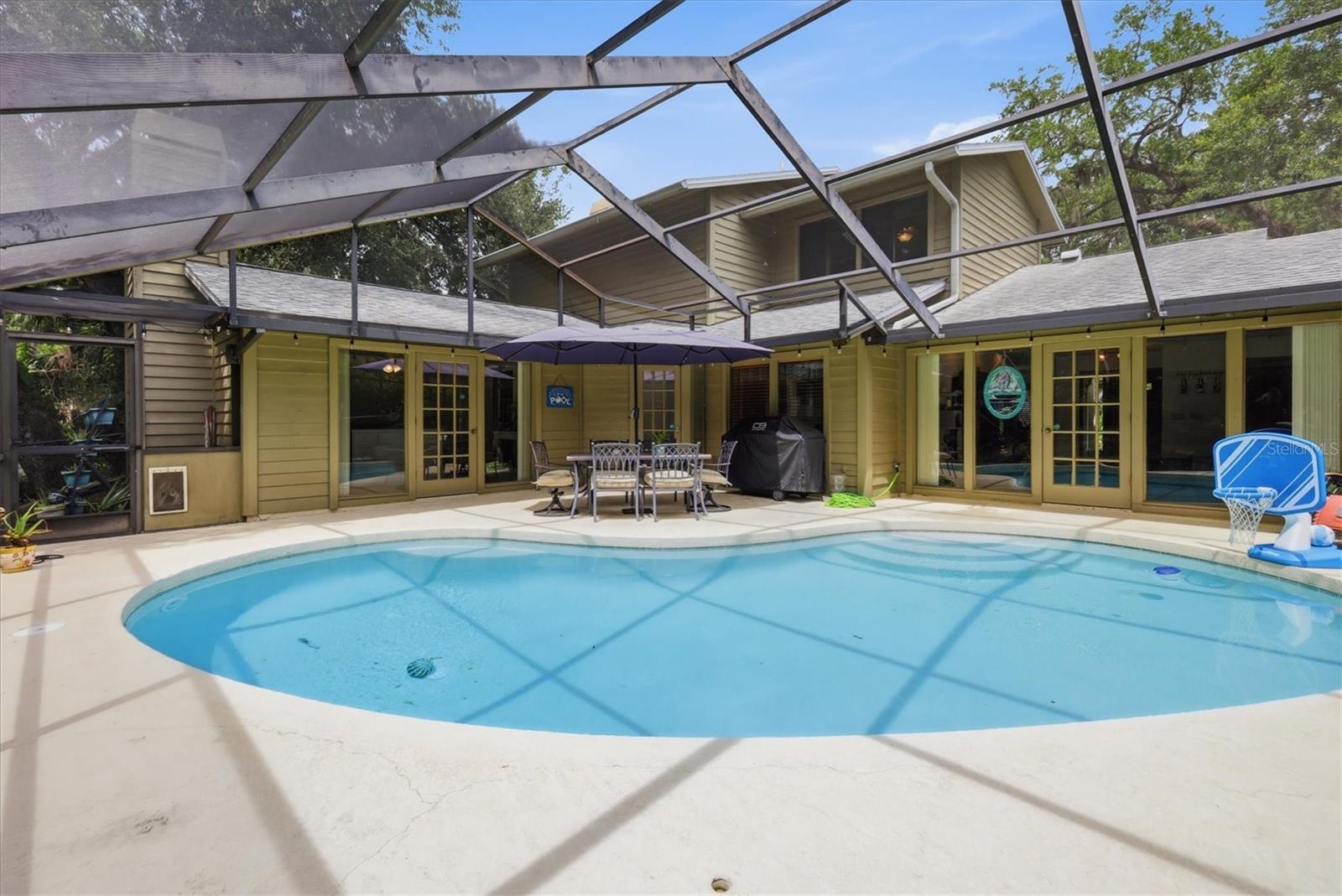 1063 GREYSTONE LN — photo 34