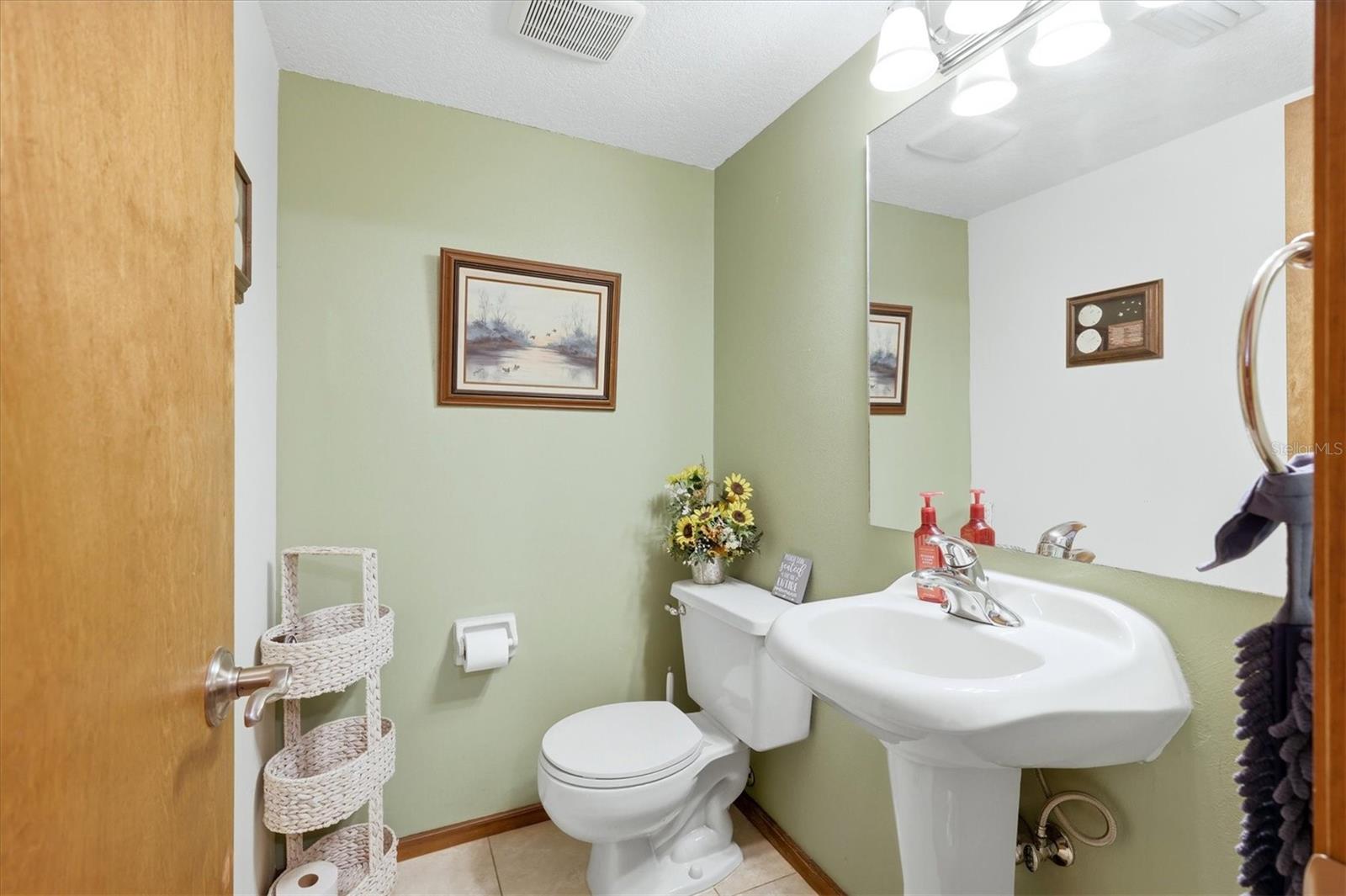 1063 GREYSTONE LN — photo 29