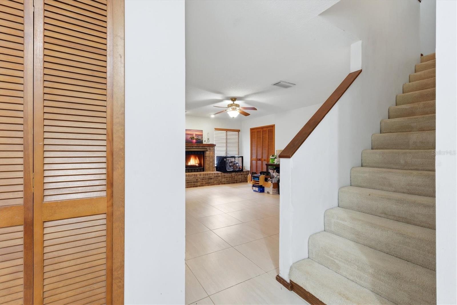 1063 GREYSTONE LN — photo 7
