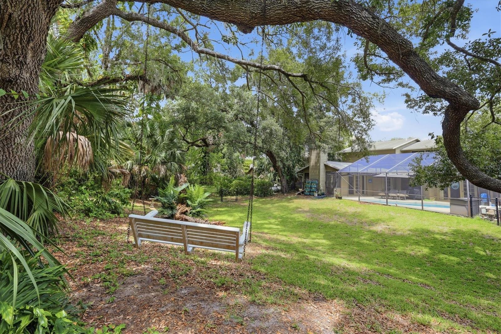 1063 GREYSTONE LN — photo 37
