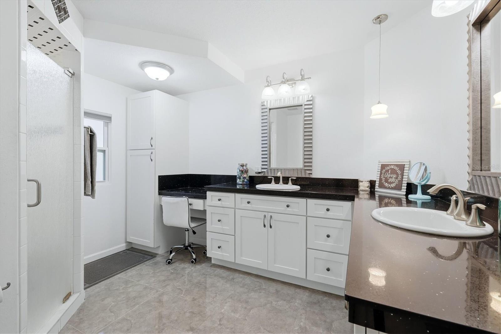 1063 GREYSTONE LN — photo 27