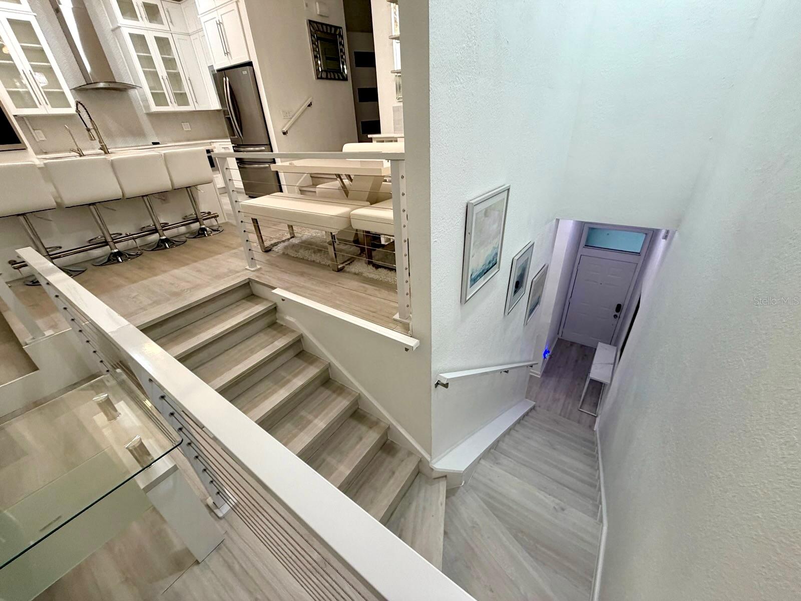 724 CORAL REEF DR — photo 31