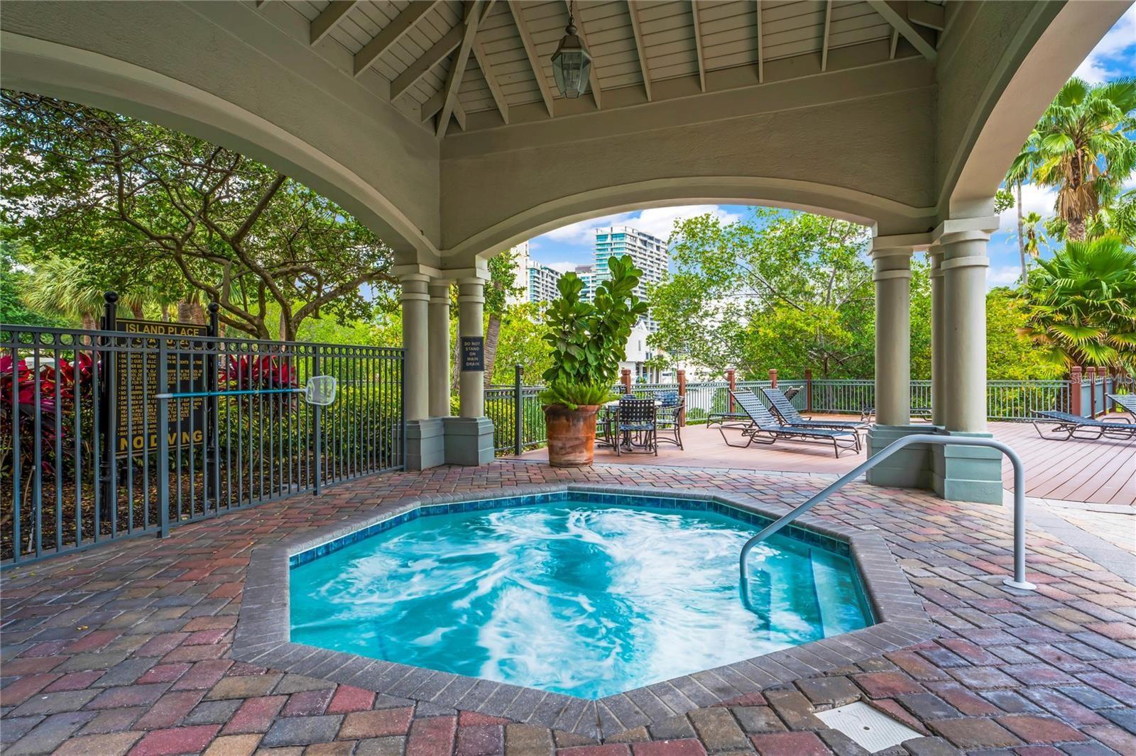 724 CORAL REEF DR — photo 40