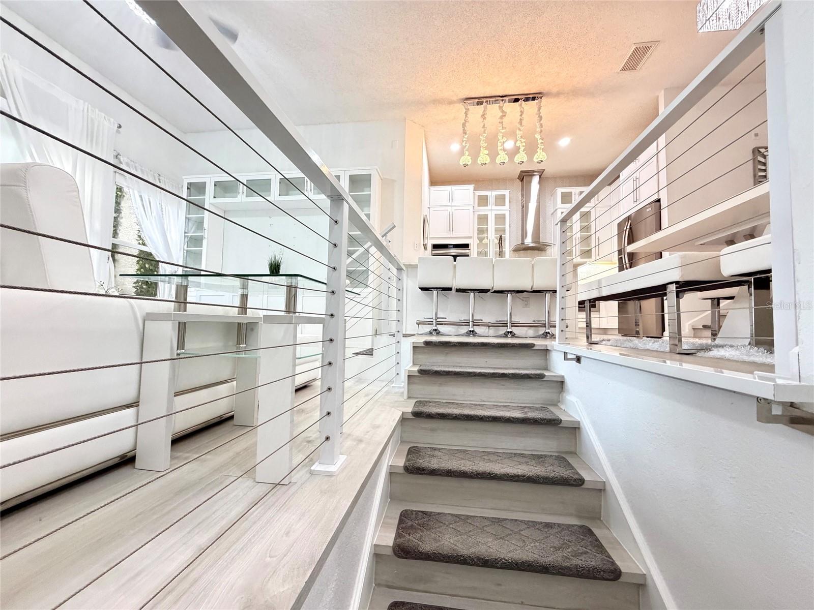 724 CORAL REEF DR — photo 9
