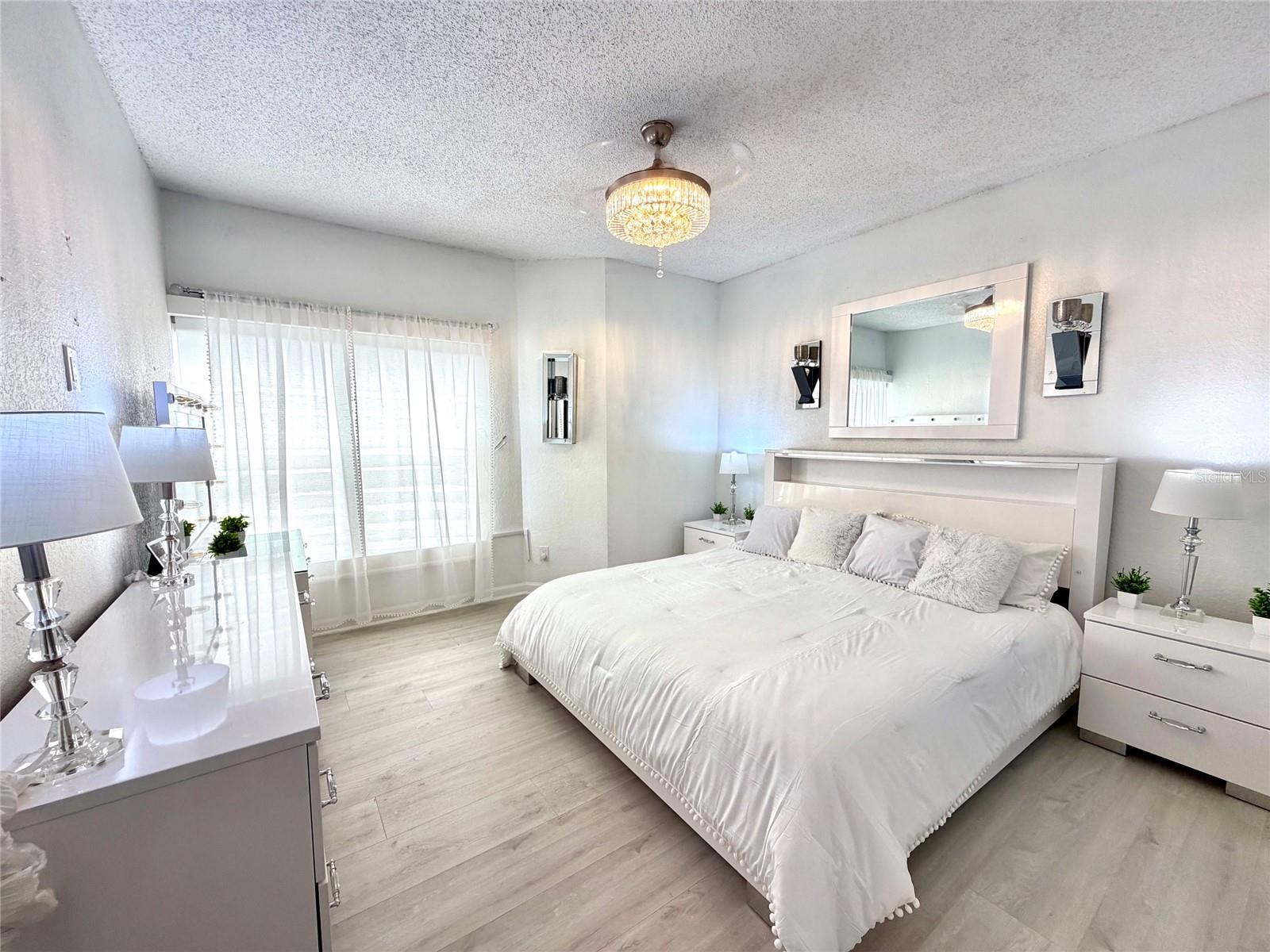 724 CORAL REEF DR — photo 22