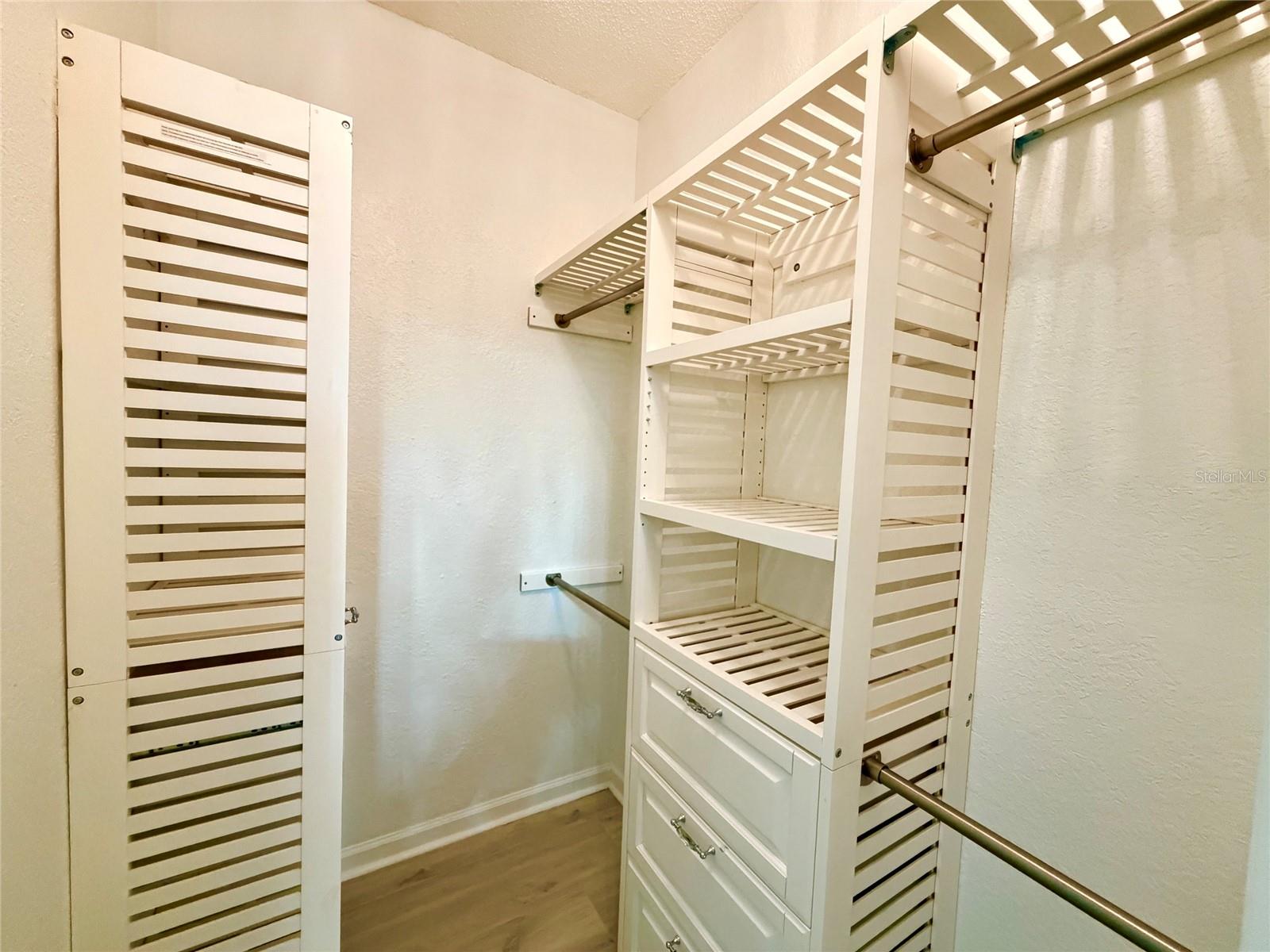 724 CORAL REEF DR — photo 29