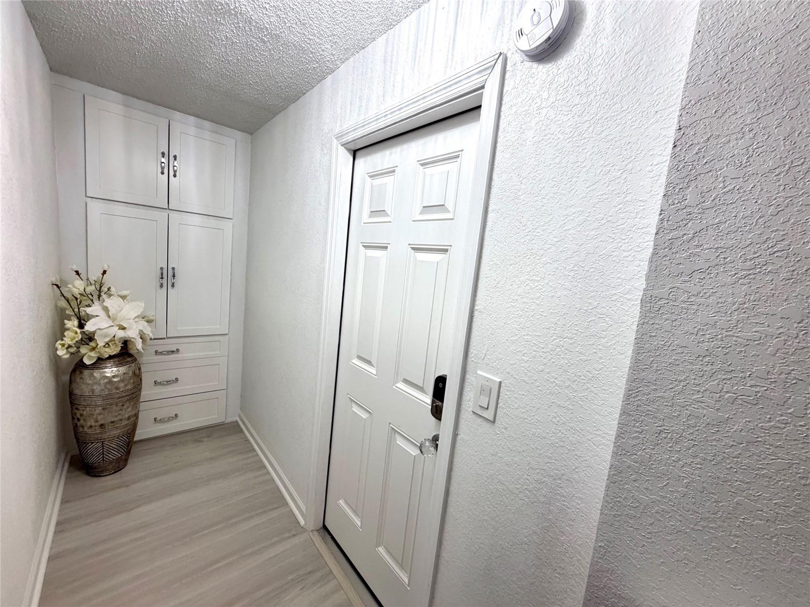 724 CORAL REEF DR — photo 32