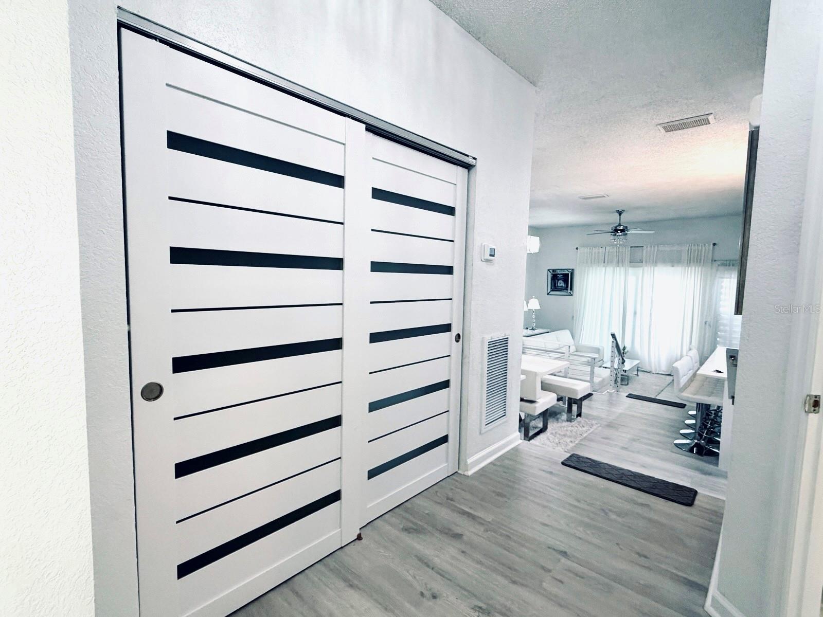 724 CORAL REEF DR — photo 20