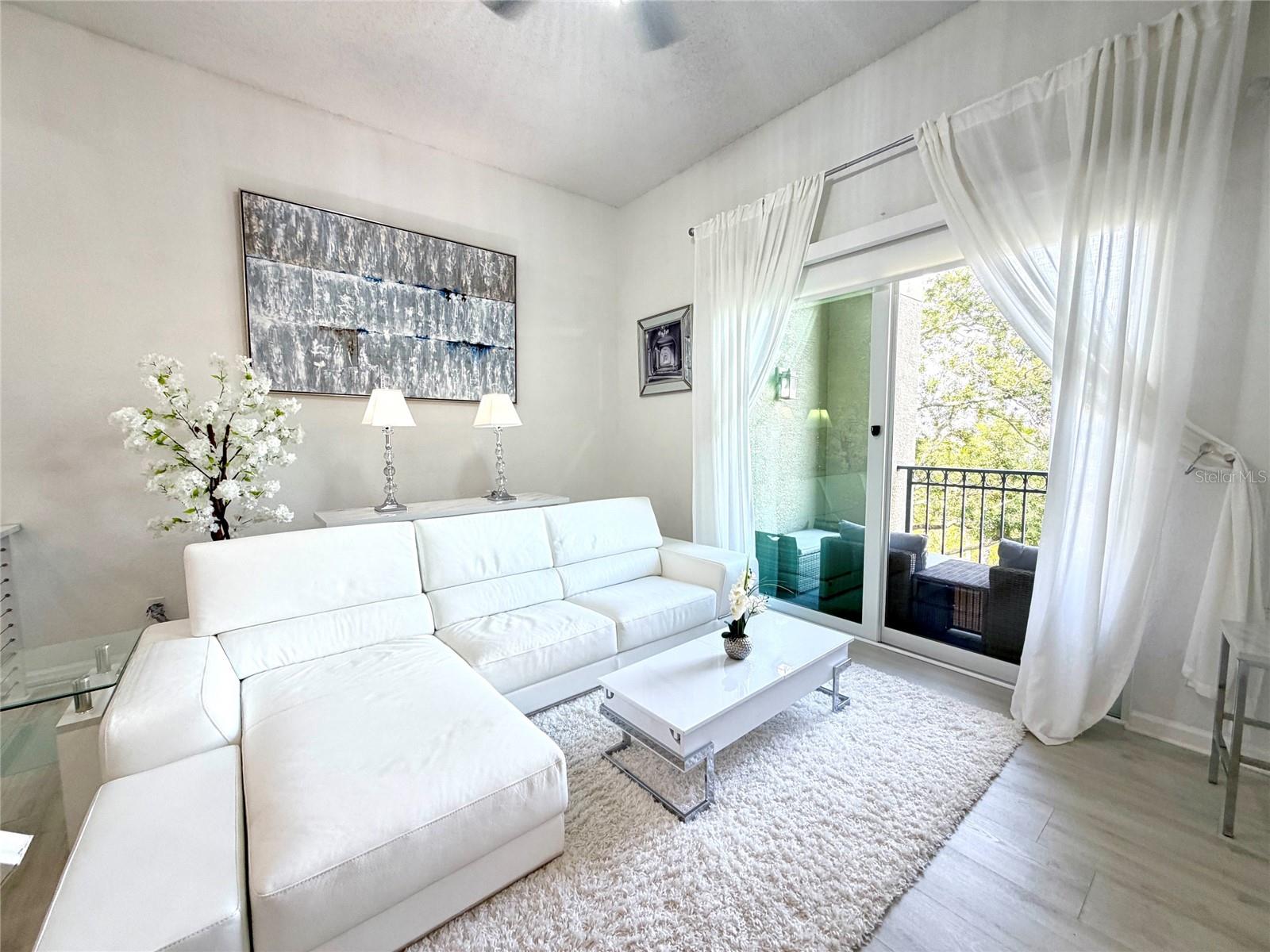 724 CORAL REEF DR — photo 13