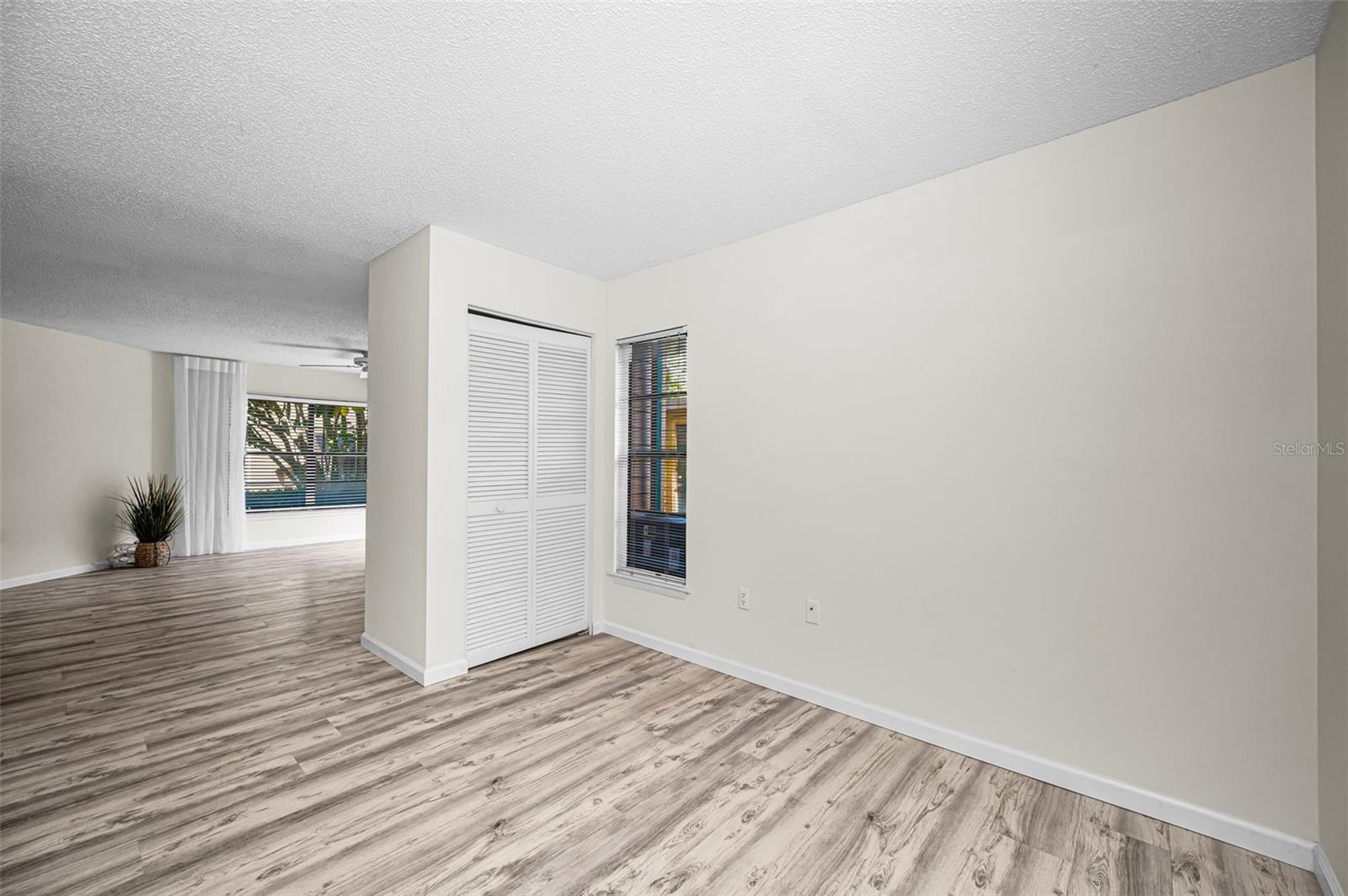 2205 LENNOX RD E #2205 — photo 18