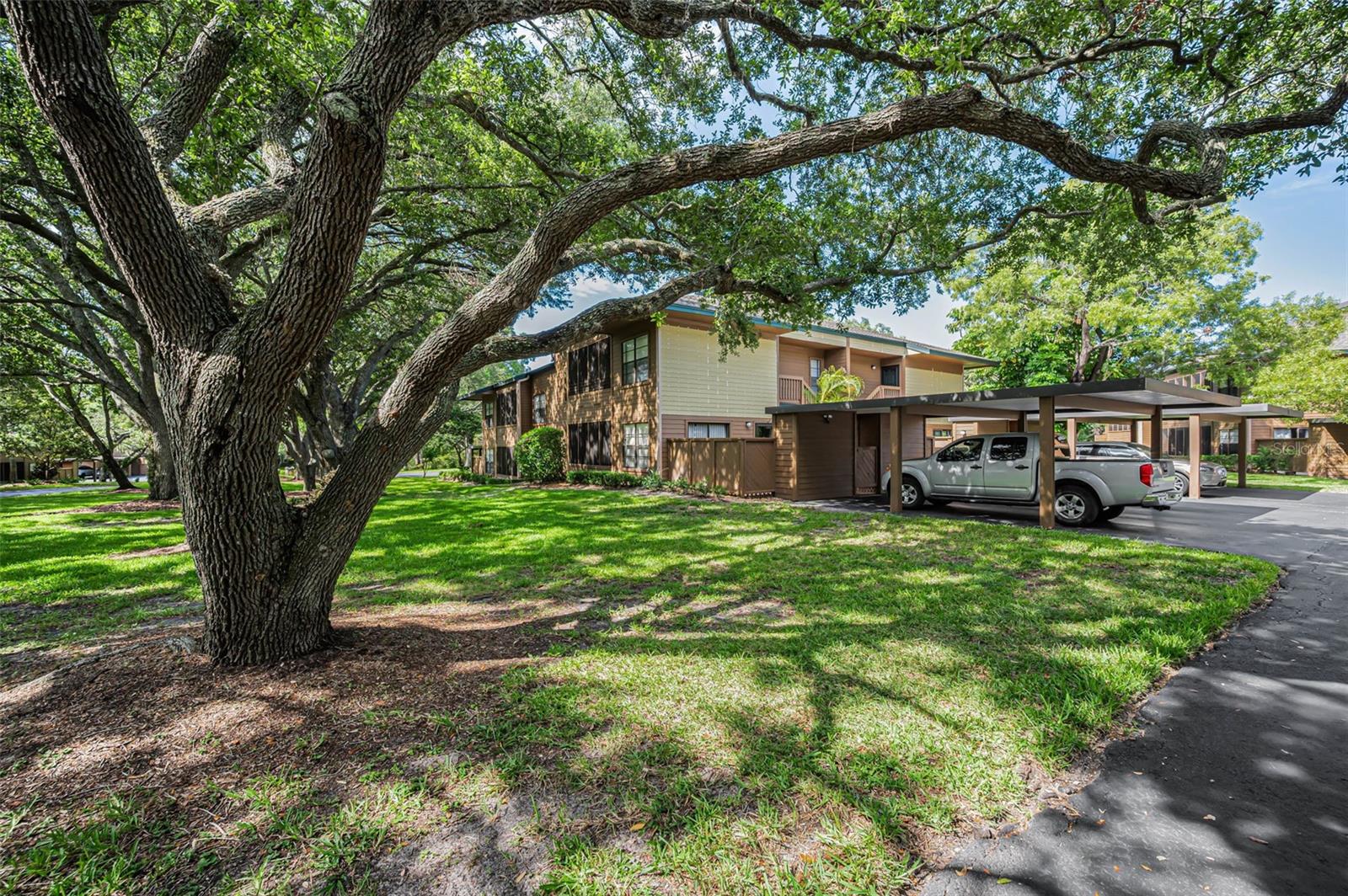 2205 LENNOX RD E #2205 — photo 39